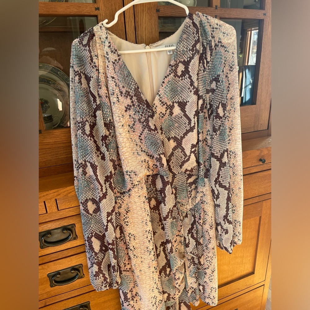 Guess snakeskin dress, had it altered so it’s a large. Worn once